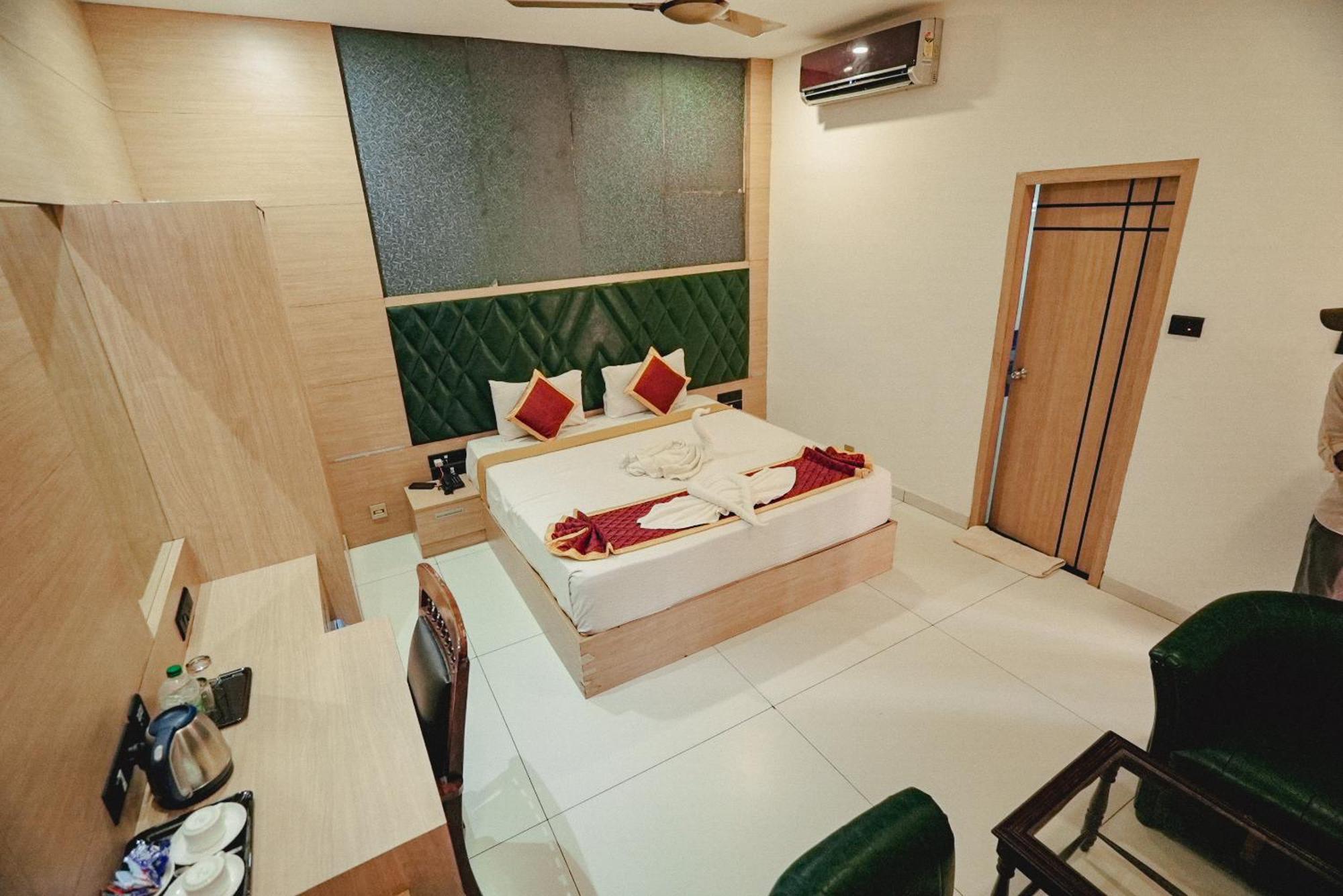 Raja Park Beach Resort 瓦尔卡拉 外观 照片